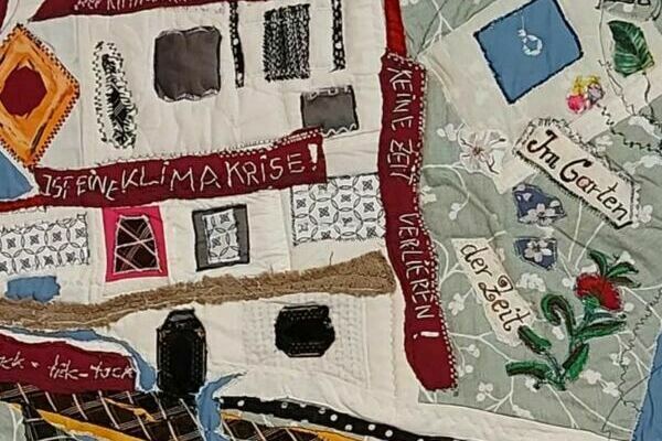 "Sch�ne neue Welt", 2023, Textilarbeit, Elv. A. Str�uber